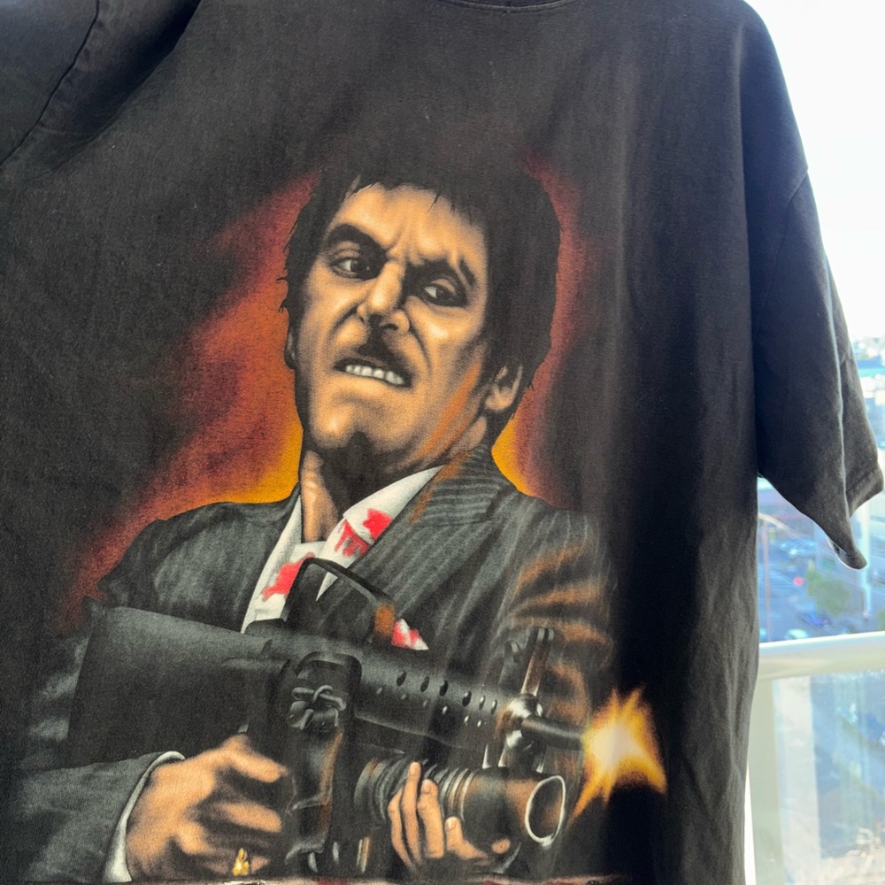 Vintage SCARFACE 90s T-shirt, black good condition.